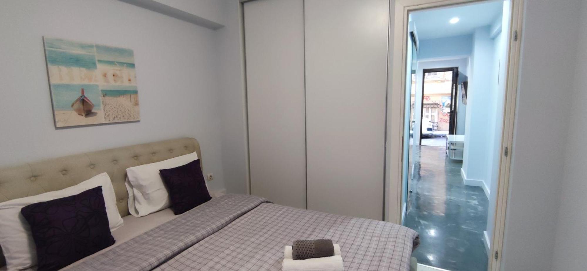 New Apartment With A Separate Entrance Near The Subway. Atina Dış mekan fotoğraf
